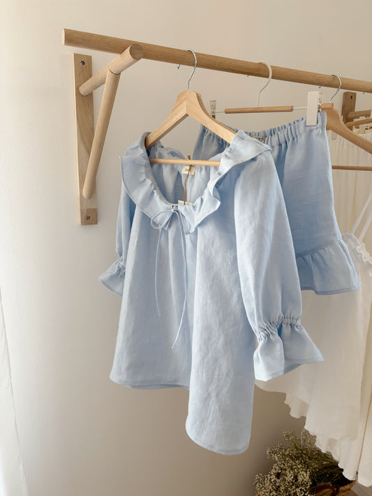 Saga blouse soft blue